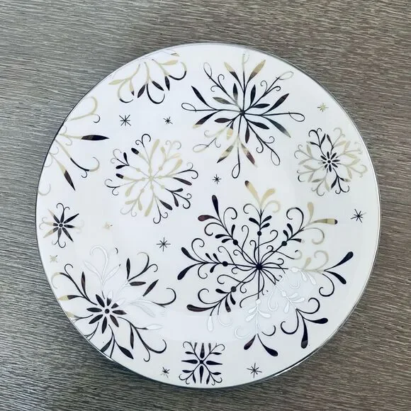 Pottery Barn Silver Snowflake Ceramic Plates - Picture 2 of 4